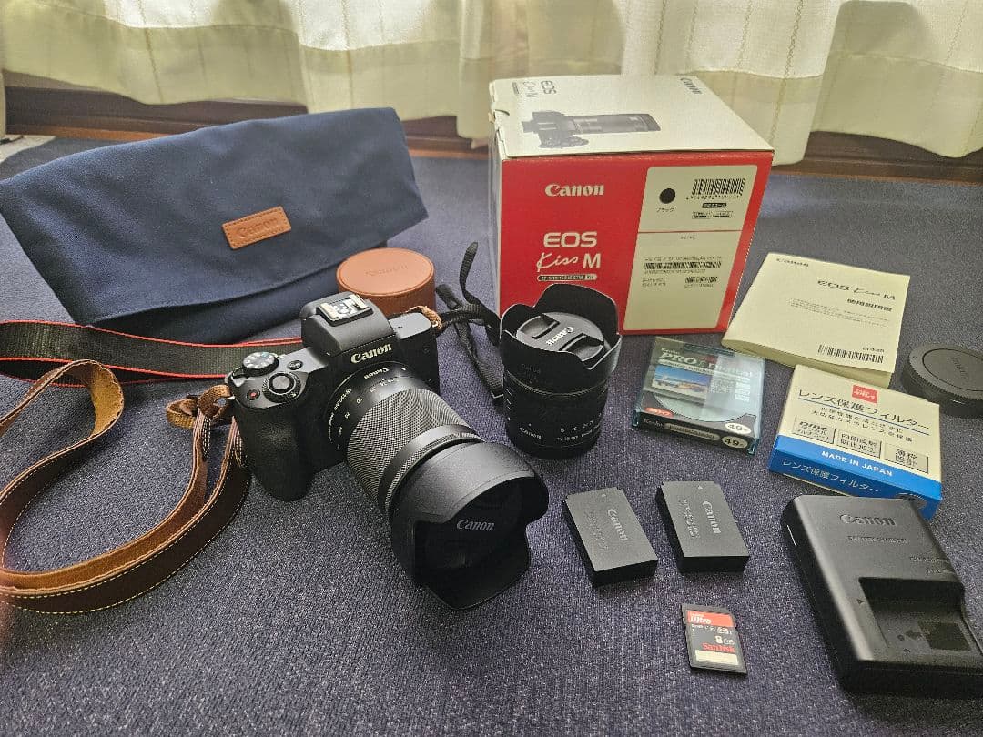 Canon EOS Kiss M EF-M18-150 レンズキット ブラック