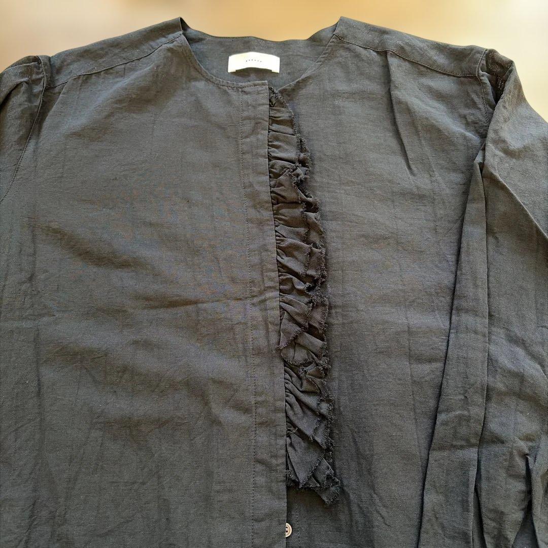 kagure かぐれ　コットンリネンフリルブラウス　黒　フリーサイズ　ユースド