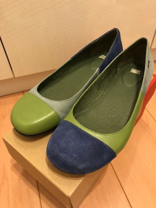 パンプス フラットシューズ