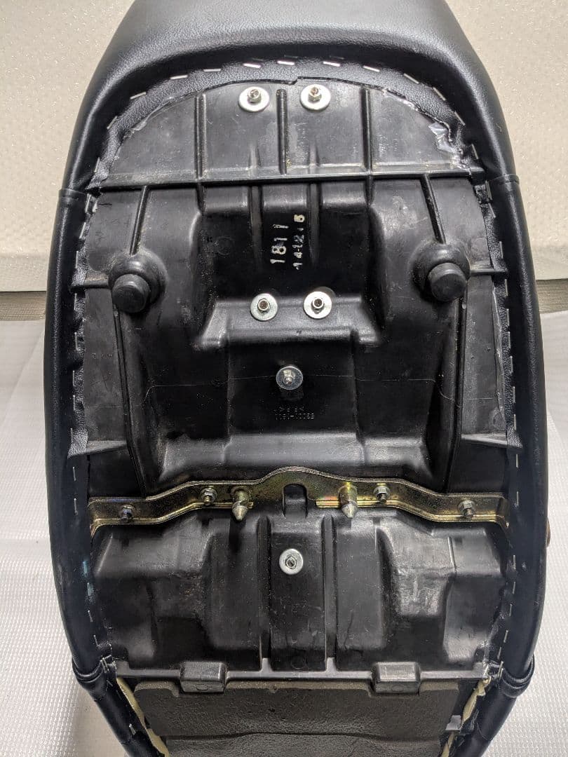 も*ぐ様 Zephyr χ ゼファー X 三段シート