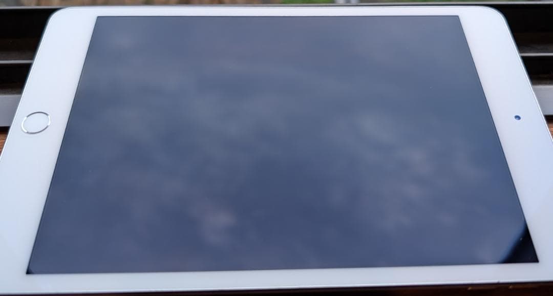 ★美品★ iPad mini 4 128GB バッテリー容量83%!