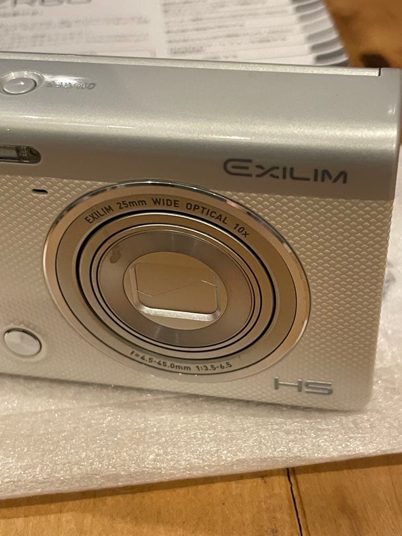✨美品✨CASIO EXILIM EX-ZR60 コンパクトデジタルカメラ