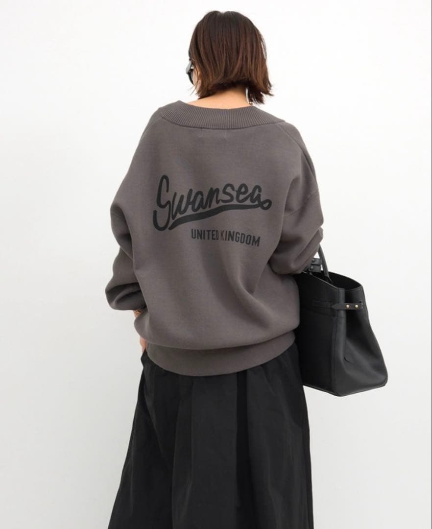 アパルトモンJ.J.MERCERジェイジェイマーサーV NECK KNIT