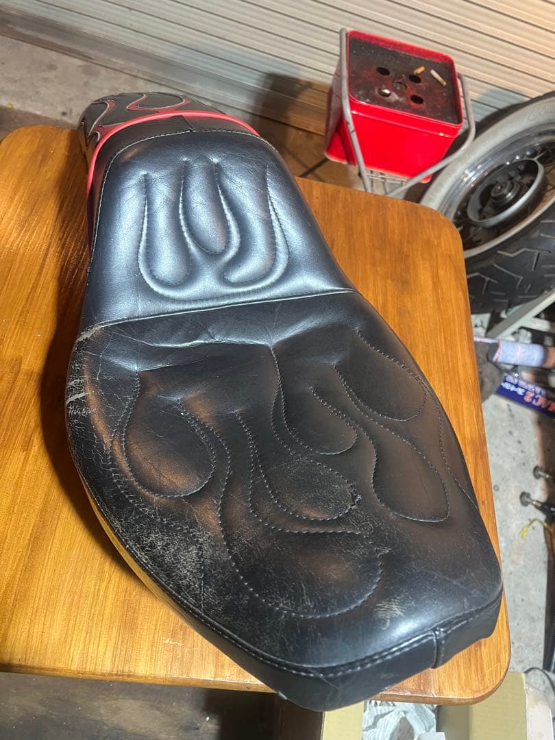 ハーレー ショベルヘッド corbin コルビン シート ガンファイター