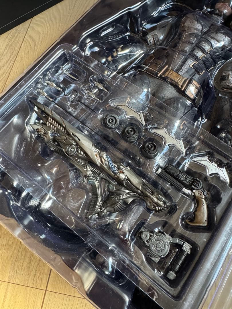 ホットトイズ ジャスティスリーグスナイダーカット バットマン タクティカルスーツ