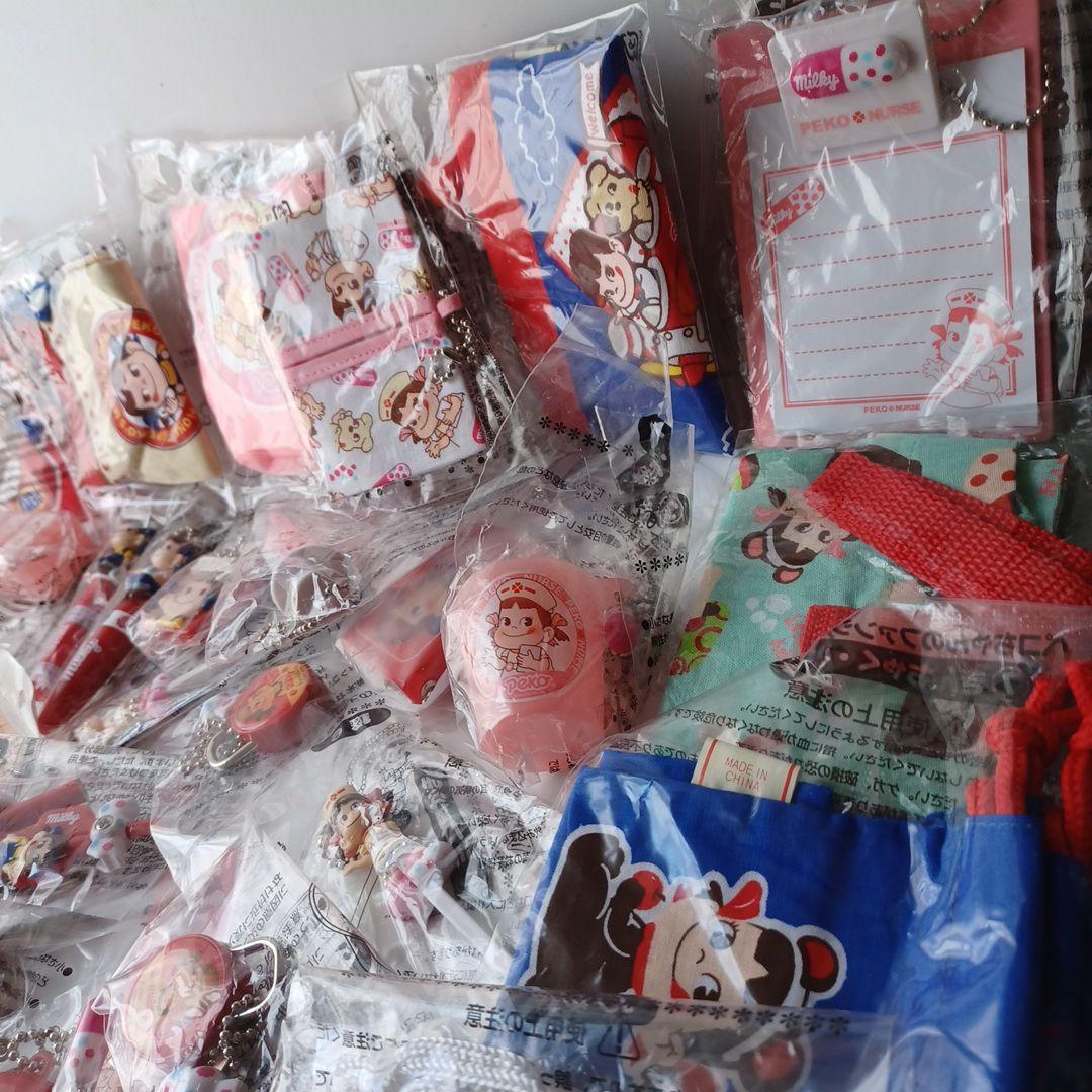 不二家　ペコちゃん　グッズ　大量　まとめ売り　マスコット　ストラップ等