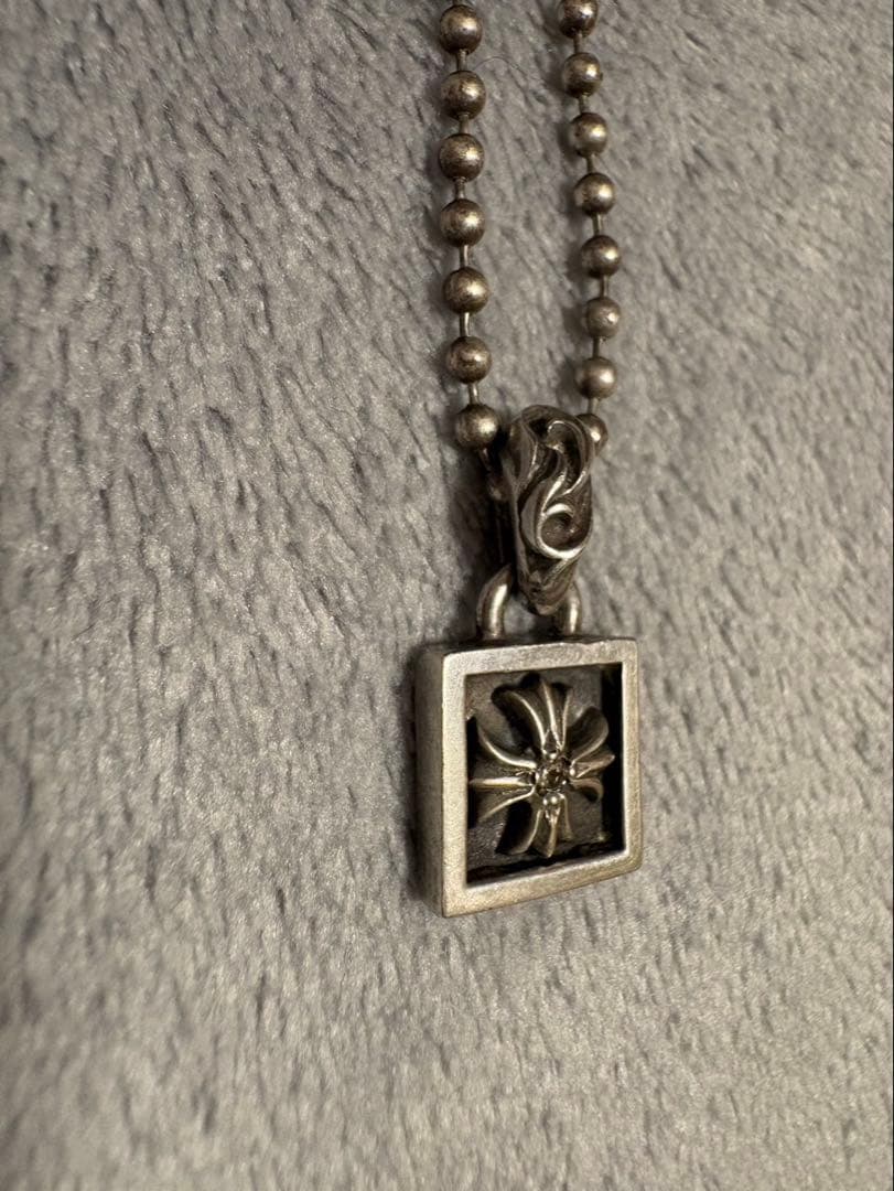 クロムハーツ　フレームドCHプラスチャーム1ダイア