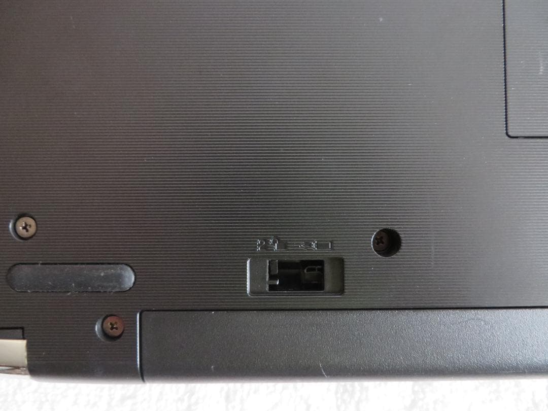 dynabook T75 赤ノートPC