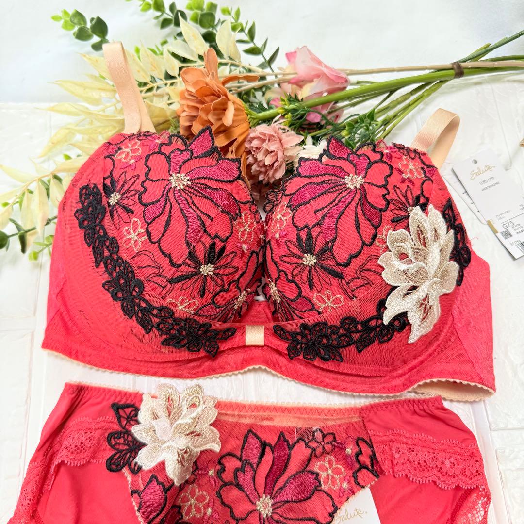 【新品】wacoal サルート　96 リボンブラ　ショーツセット　G75L RE