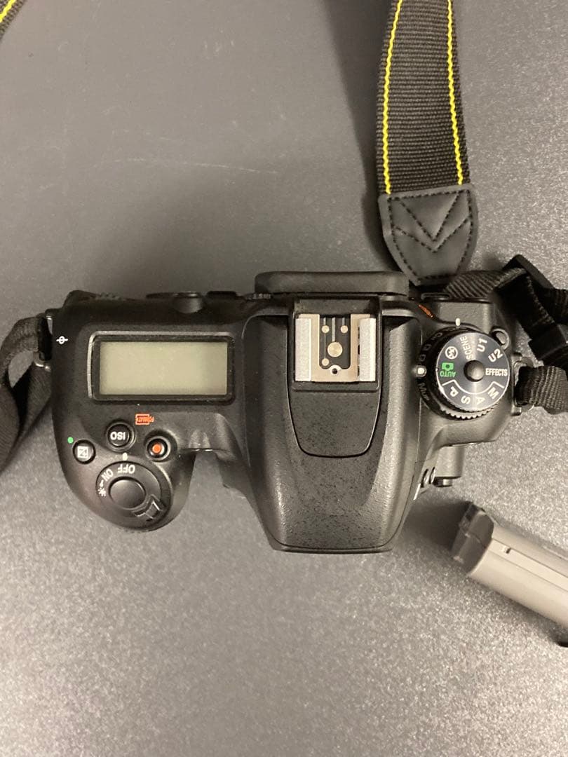 Nikon D7500 ニコンデジタル一眼レフ ボディのみ 通電確認済み