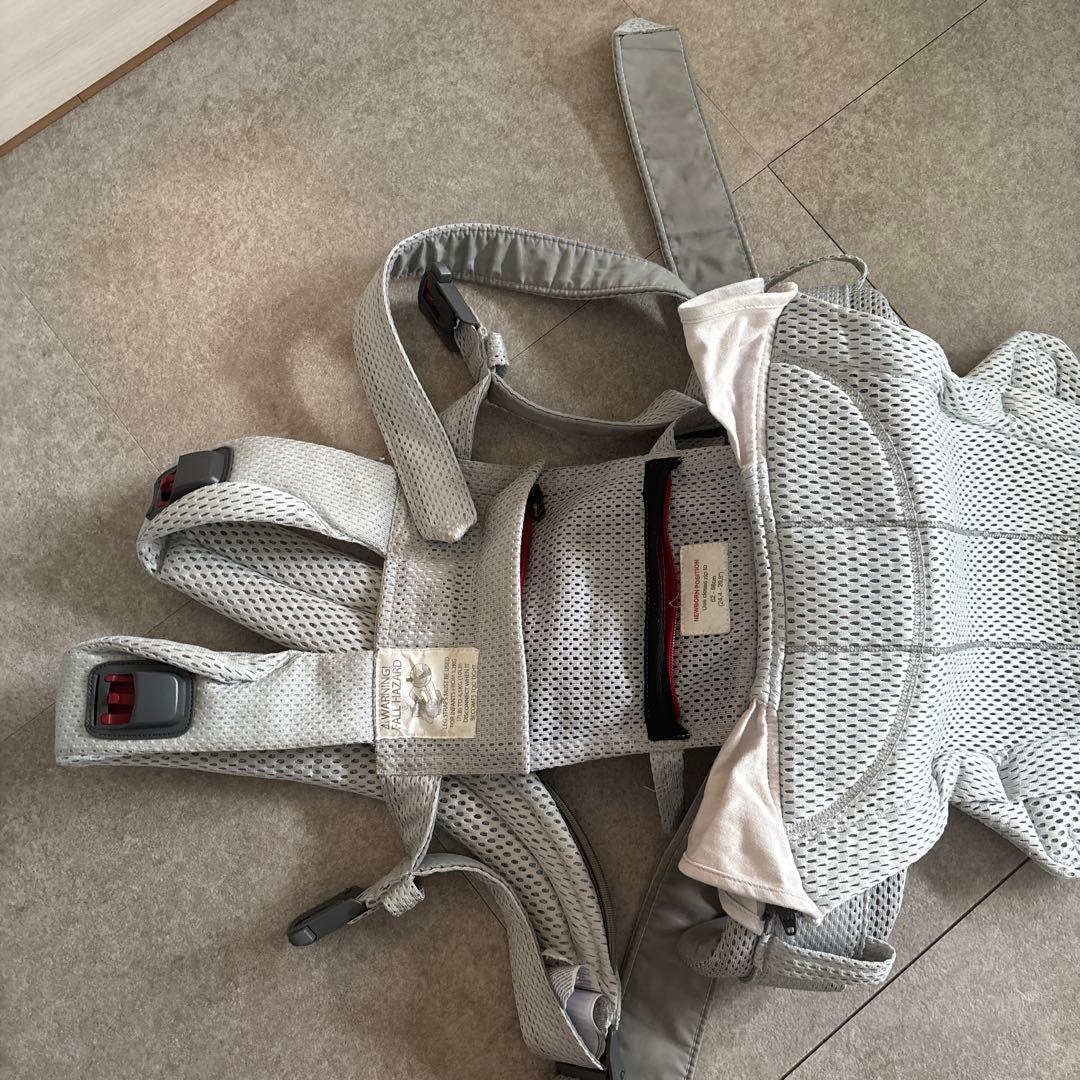 グレー 抱っこ紐　ベビービョルン　ハーモニー