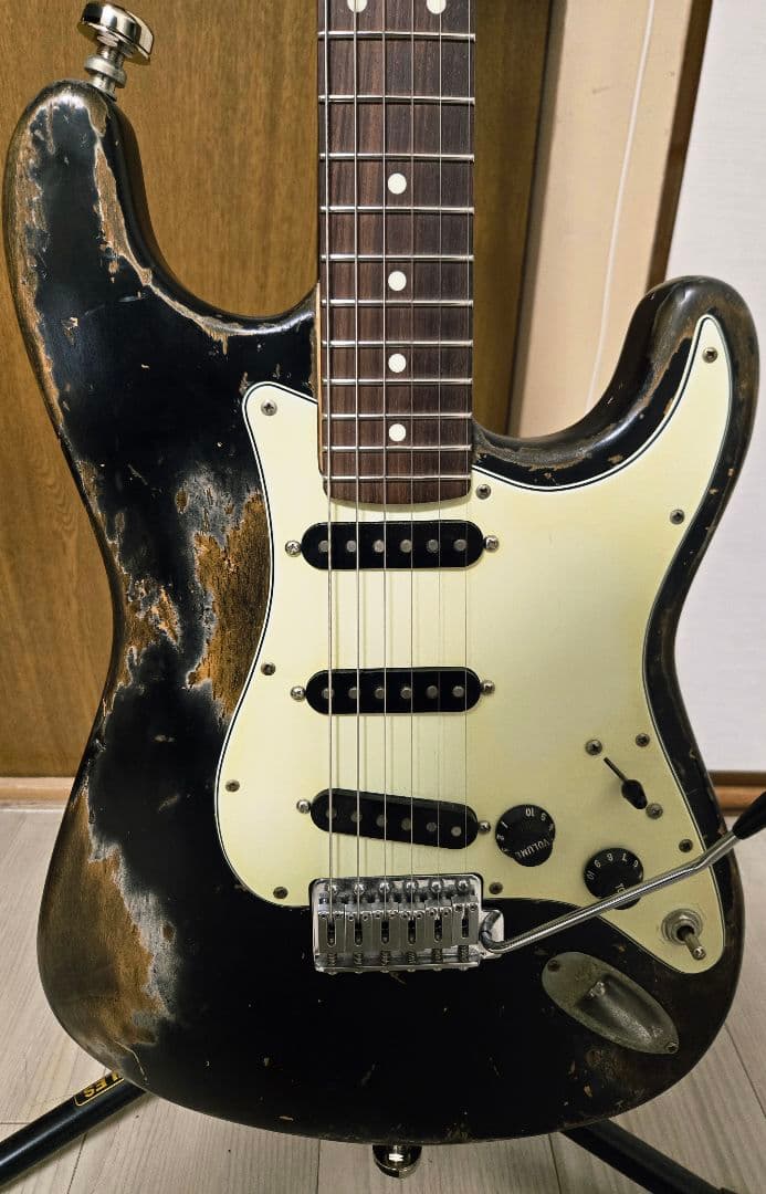 ストラトタイプ　コンポーネントギター ESP