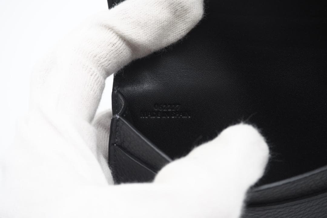 LOEWE 二つ折りカードケース アナグラム ビジネスカードホルダー グレー 美