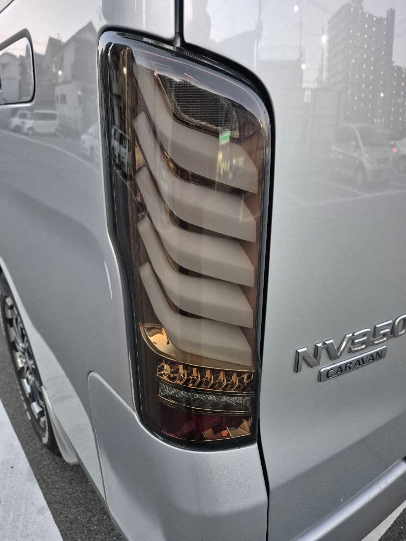 キャラバンNV350専用Valenti LEDテールランプ 配線付き