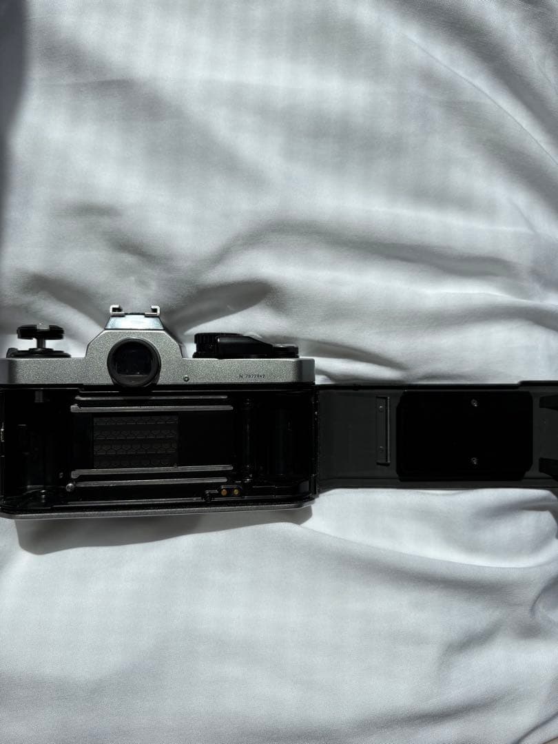 【美品】Nikon New FM2 Nikkor 50mm f/1.8付