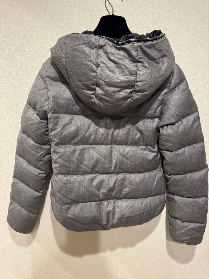 DUVETICA グレー キルティング ダウンジャケット フード付き