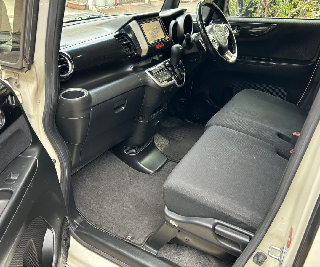 ホンダ★N-BOXカスタム・ターボ★車検満タン【令和9年11月21日】