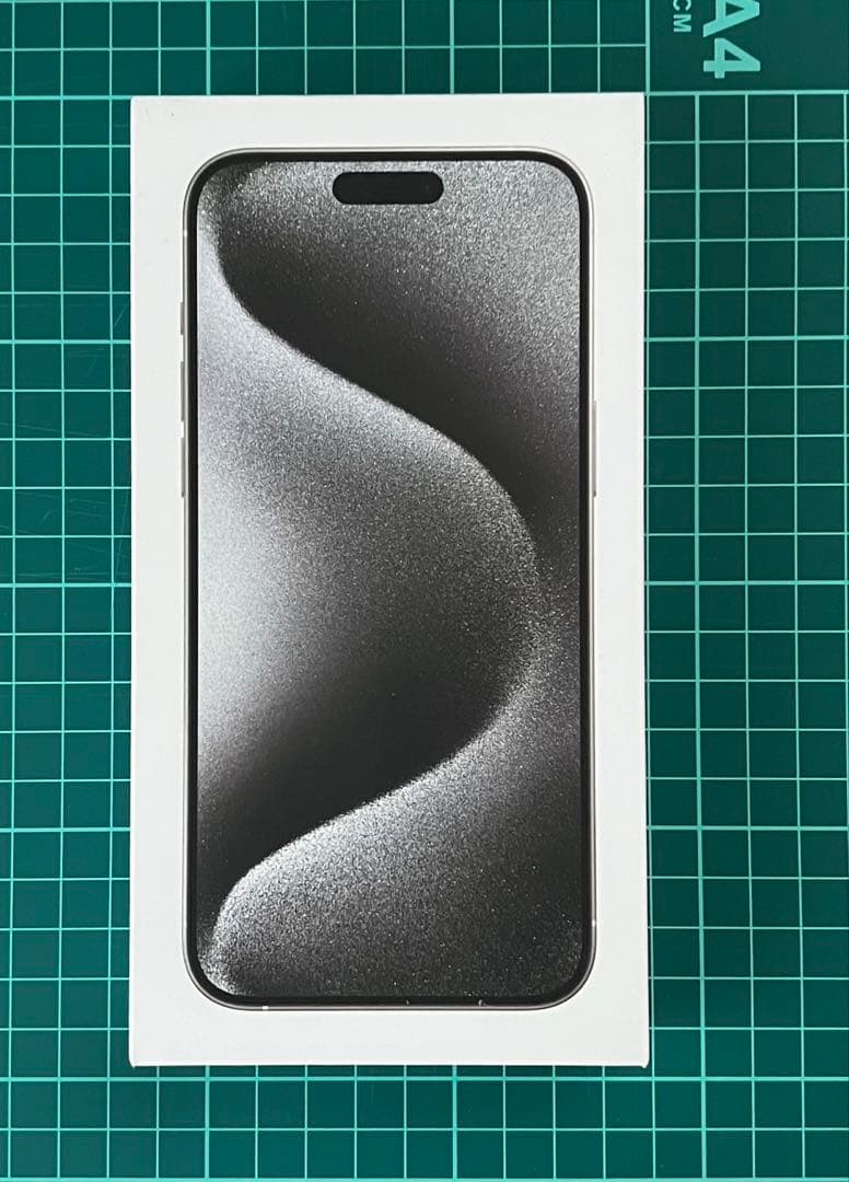 Apple iPhone 15 Pro ホワイト　256