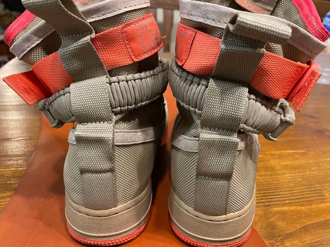 ナイン　Nike スペシャルフィールドAir Force 1