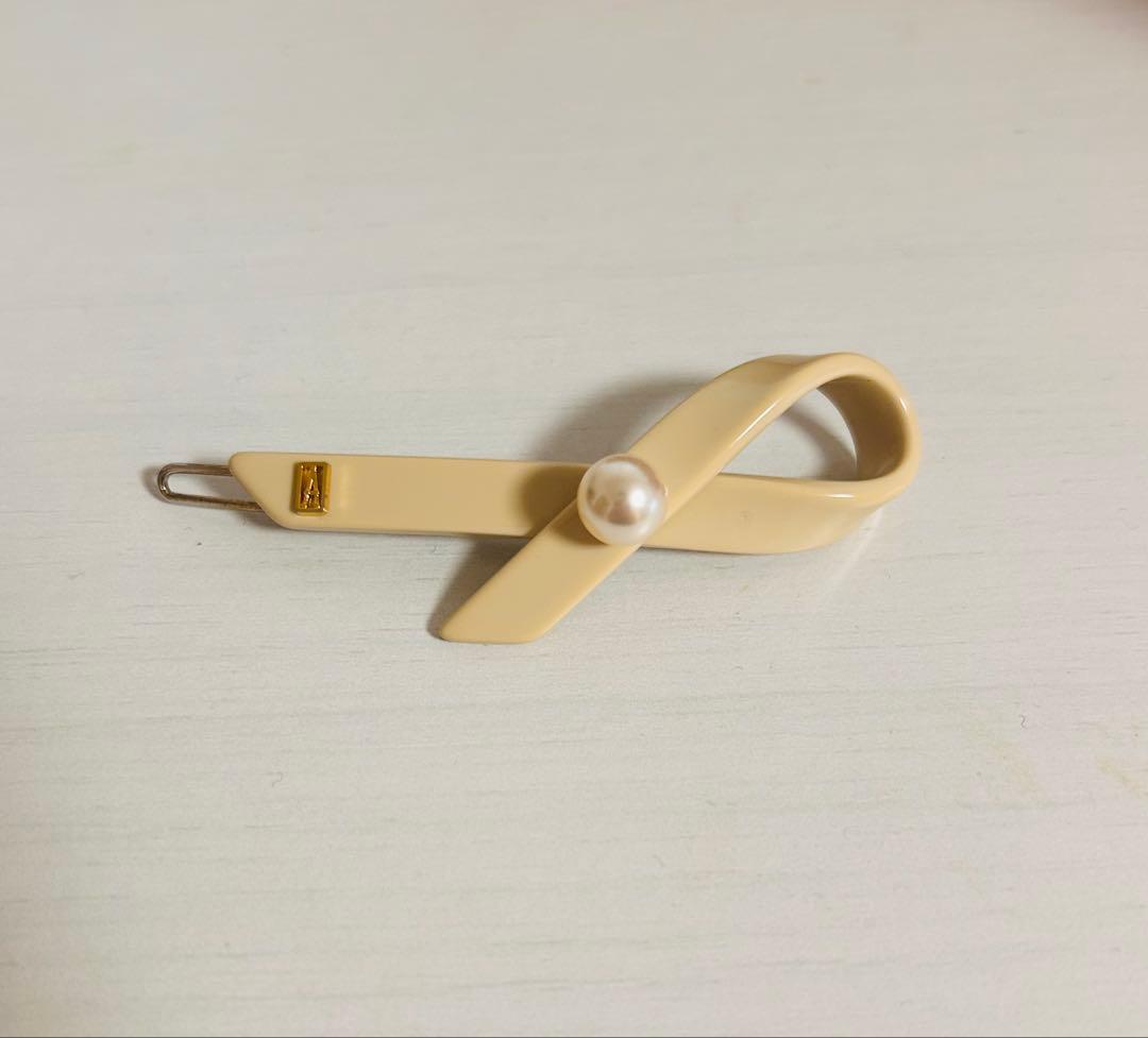 ALEXANDRE DE PARIS　リボンボールピン