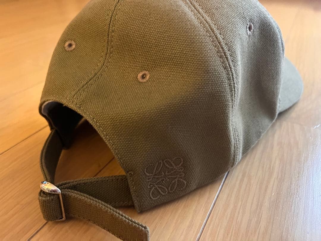LOEWE オリーブグリーンキャップ 57