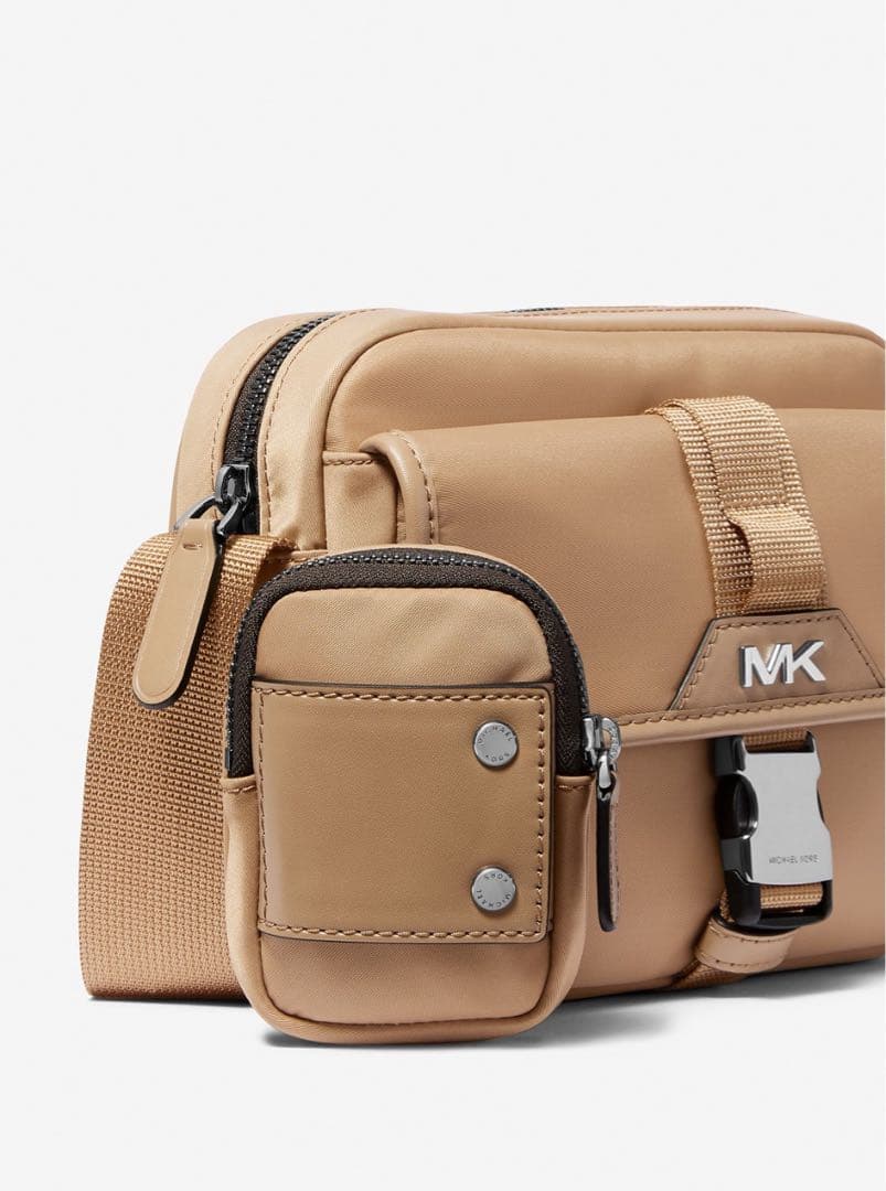 MICHAEL KORS マイケルコースナイロン ユーティリティー クロスボディ