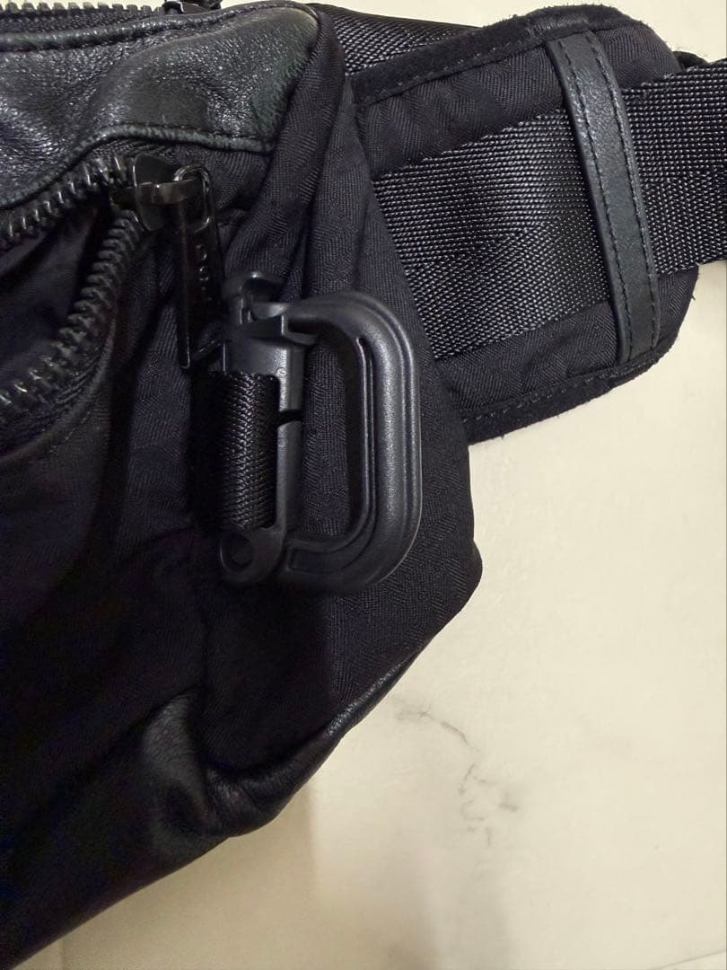 O*6様 DIESEL ディーゼル X09720 P5187 H6851 ボディ