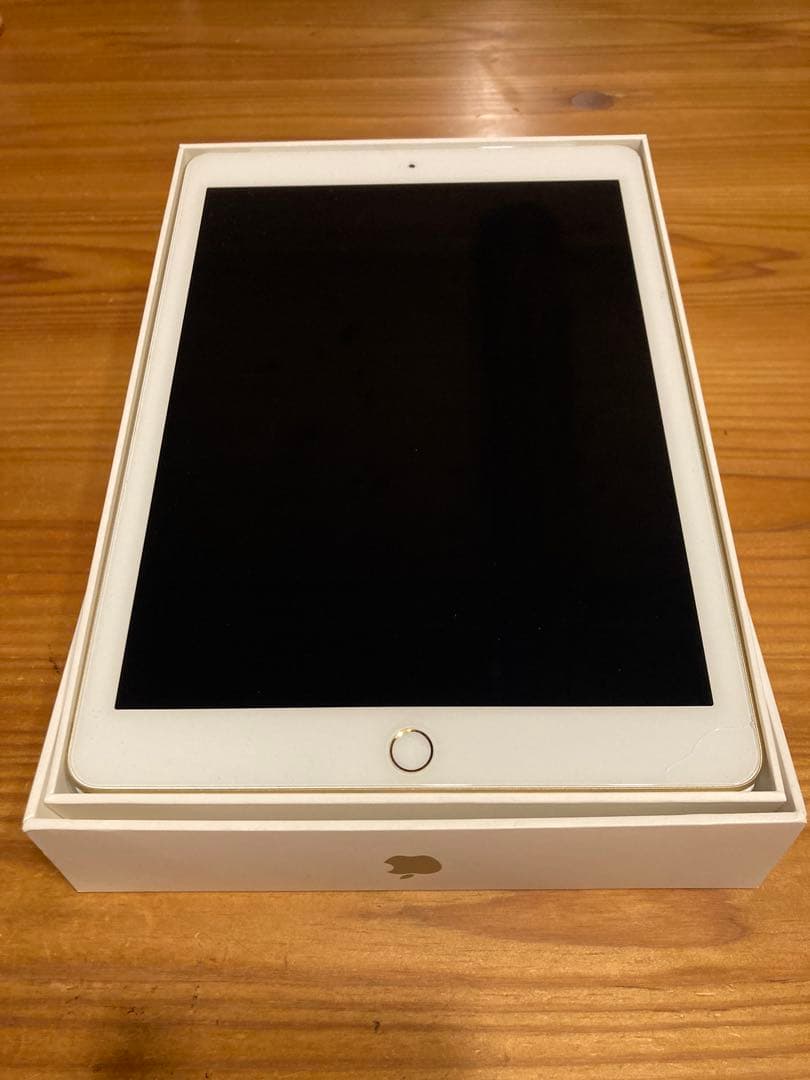 SIMフリー iPad 32GB Wi-Fi+Cellular MPG42J/A