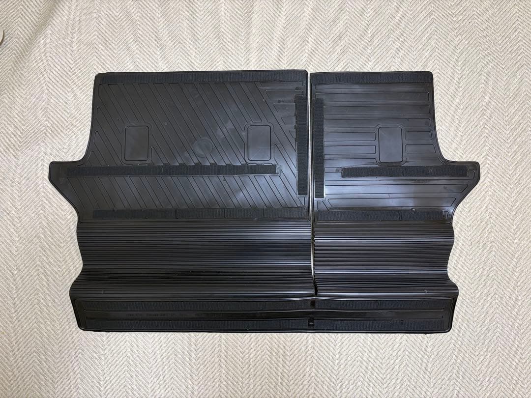 RAV4 USトヨタ　アクセサリー　TRDオフロードトランクマット