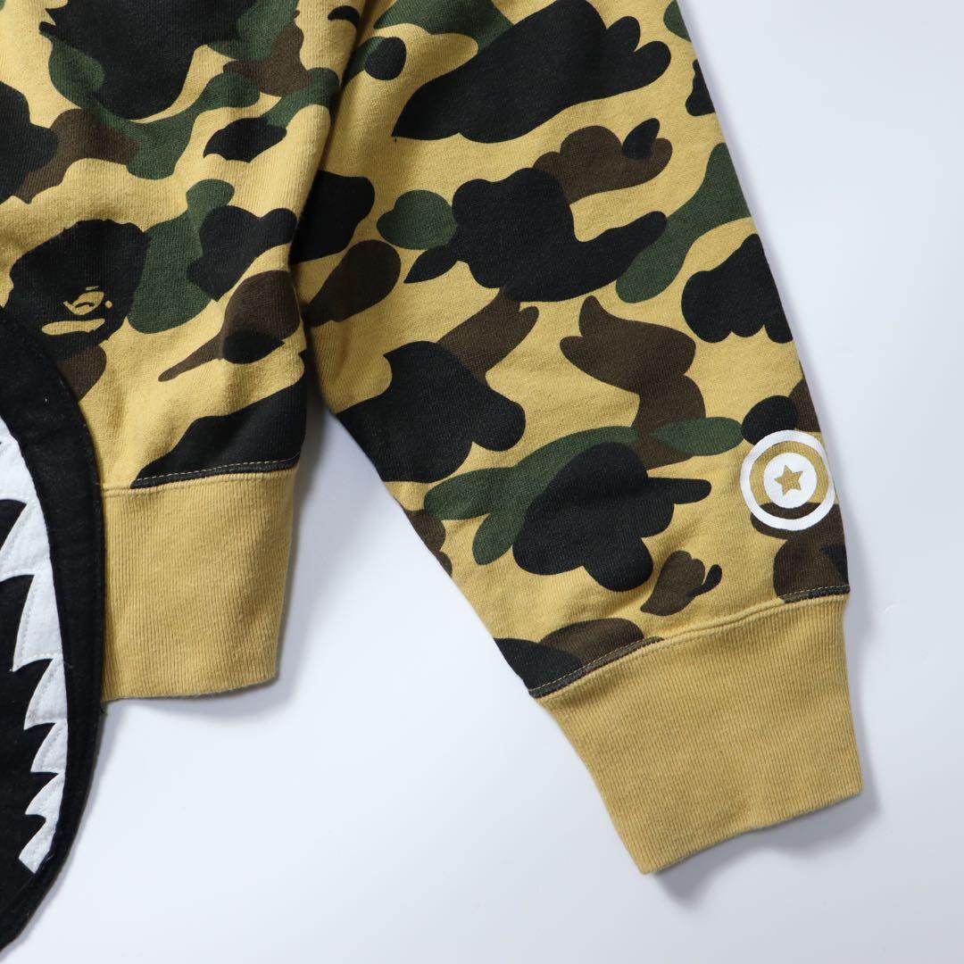 レア　A BATHING APE エイプ　1st カモ シャーク パーカー