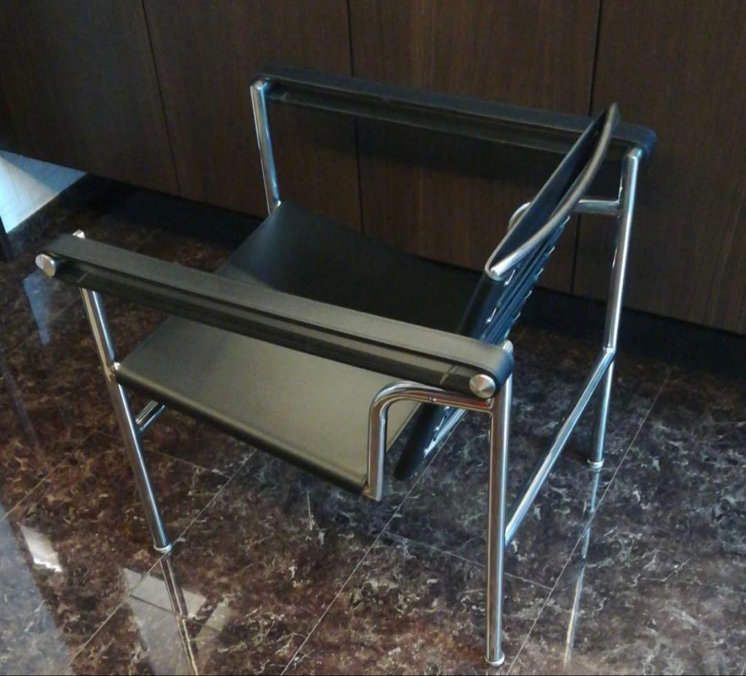 ル・コルビジェ　LC1　スリングチェア　バスキュラントチェア