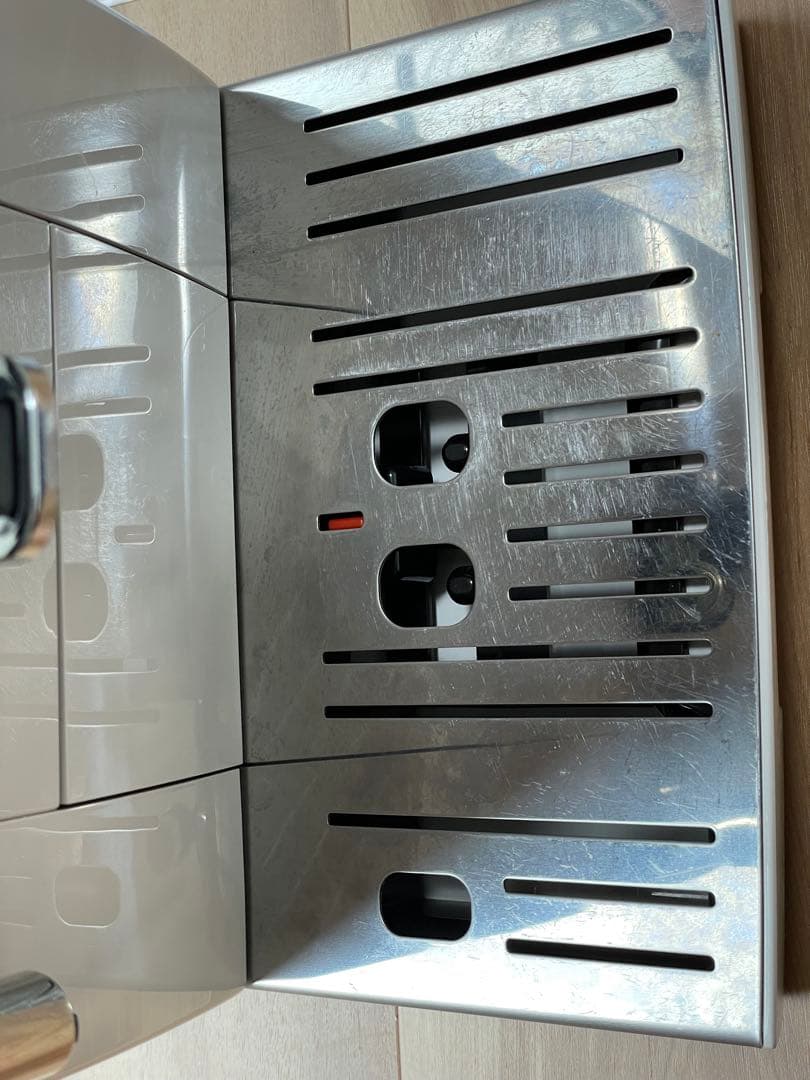 デロンギ　ディナミカ　ECAM35035W 除石灰液付き