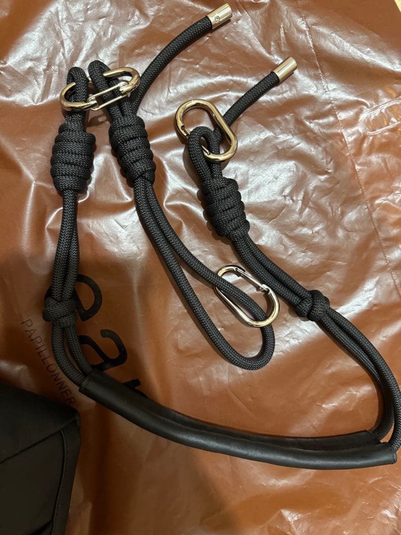 美品　イアパピヨネ　マルチウェイ巾着ボストンバッグ　ouchi企画