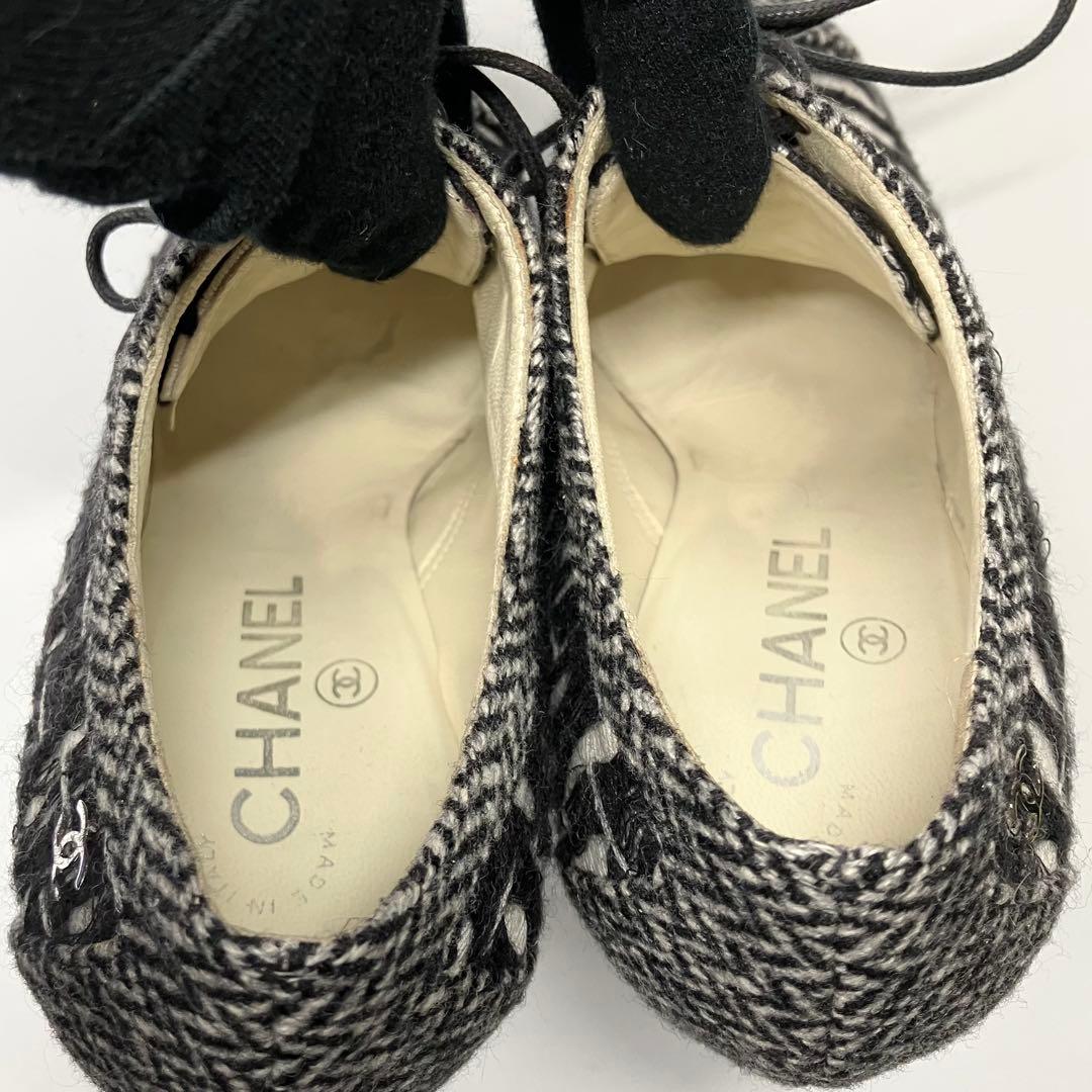 モっちゃんCHANEL ツイード　ココマーク　ブーティヘリンボーン23.5