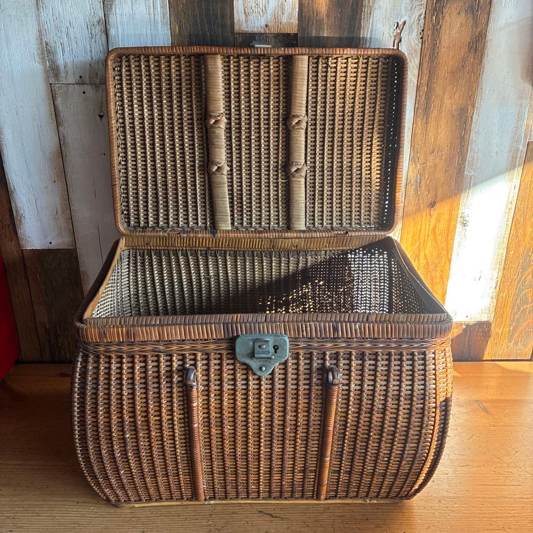 ラタン 蓋付きバスケット