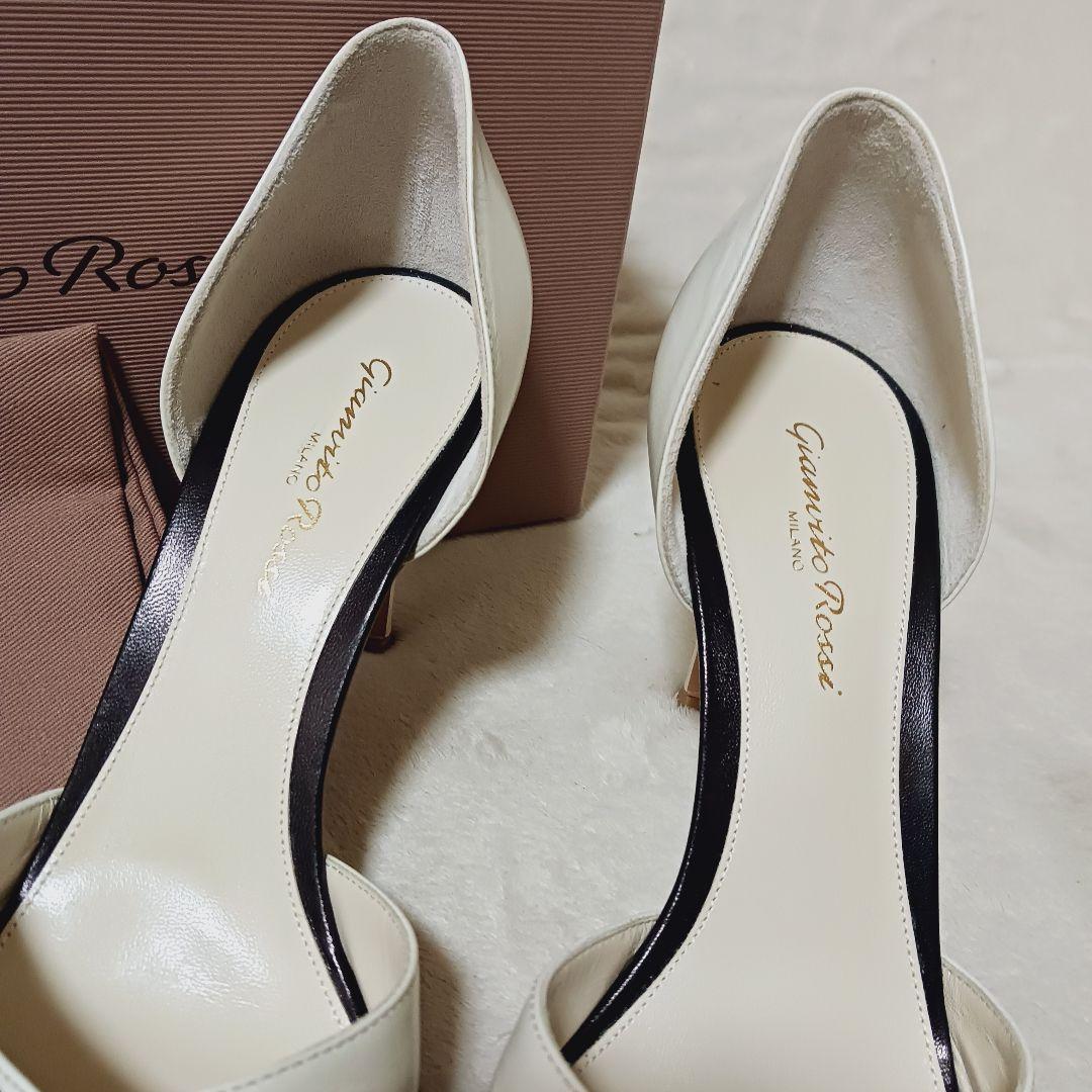ジャンヴィトロッシ（Gianvito Rossi）パンプス　ドーセースタイル