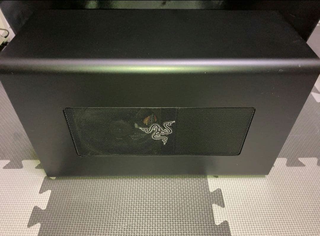 Razer Core X eGPUボックス　外付けGPU