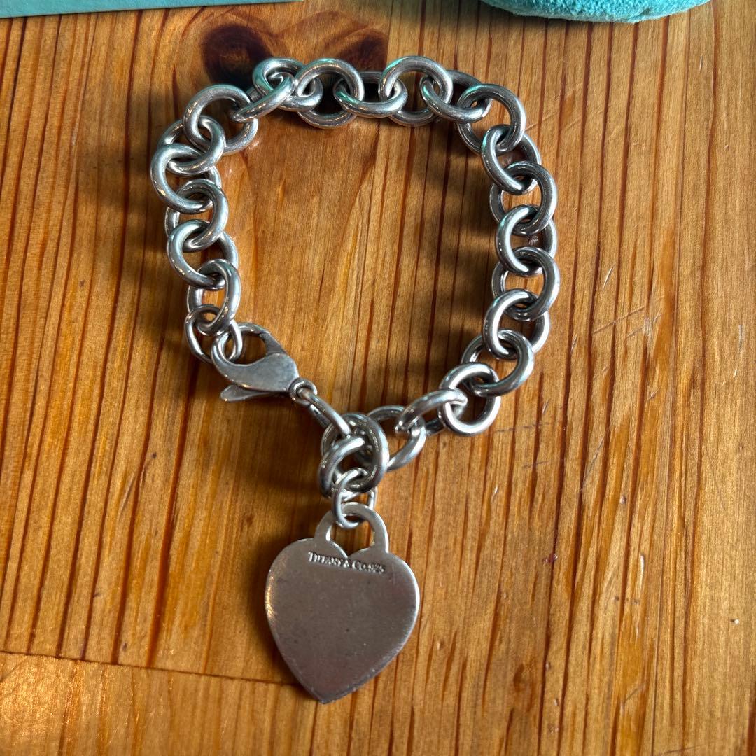 Tiffany & Co. シルバーブレスレット ハートチャーム