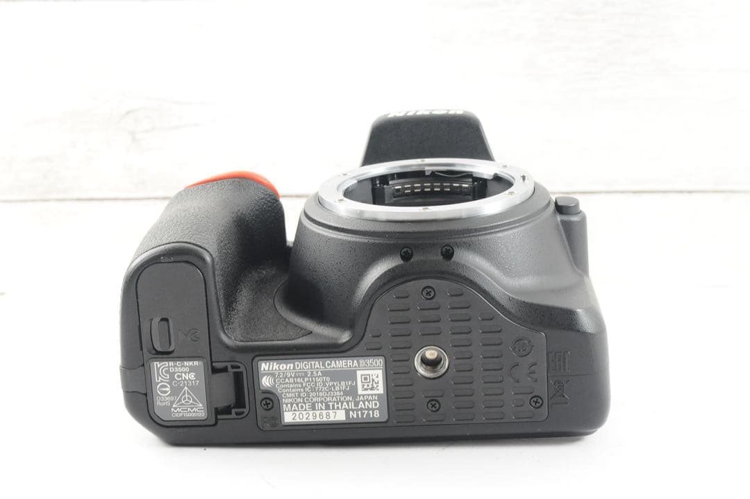❤️シャッター回数わずか2190枚❤️️Bluetooth搭載❤️Nikon D3500