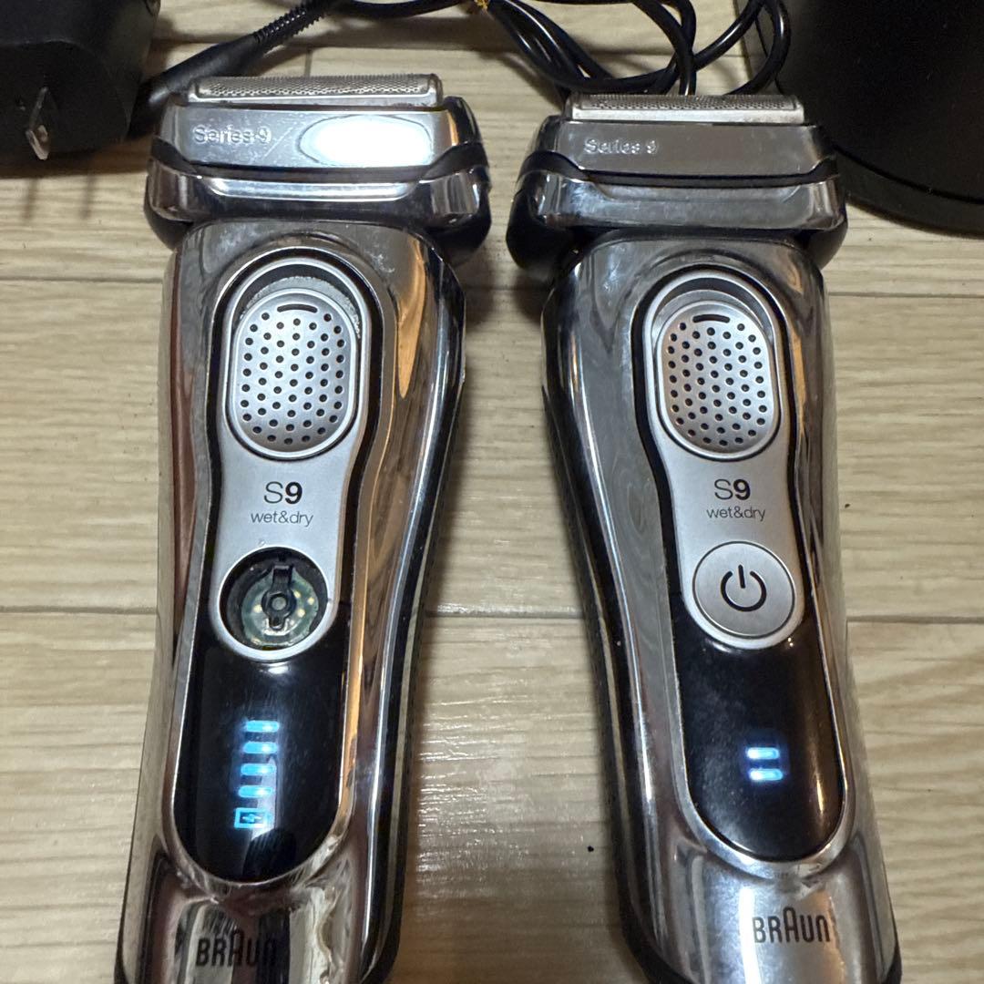 BRAUN Series 9メンズ電気シェーバー　2コセット