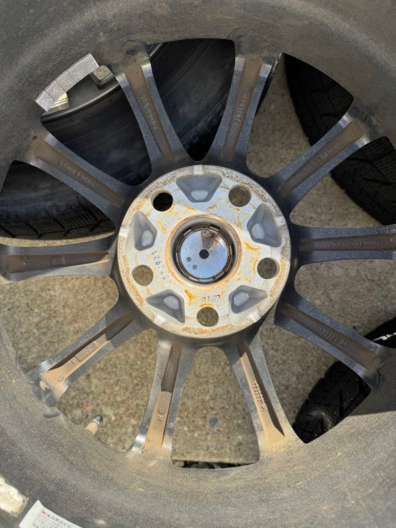 スタッドレス　アルファード30 4本 BS BLIZZAX ブリザック　VRX