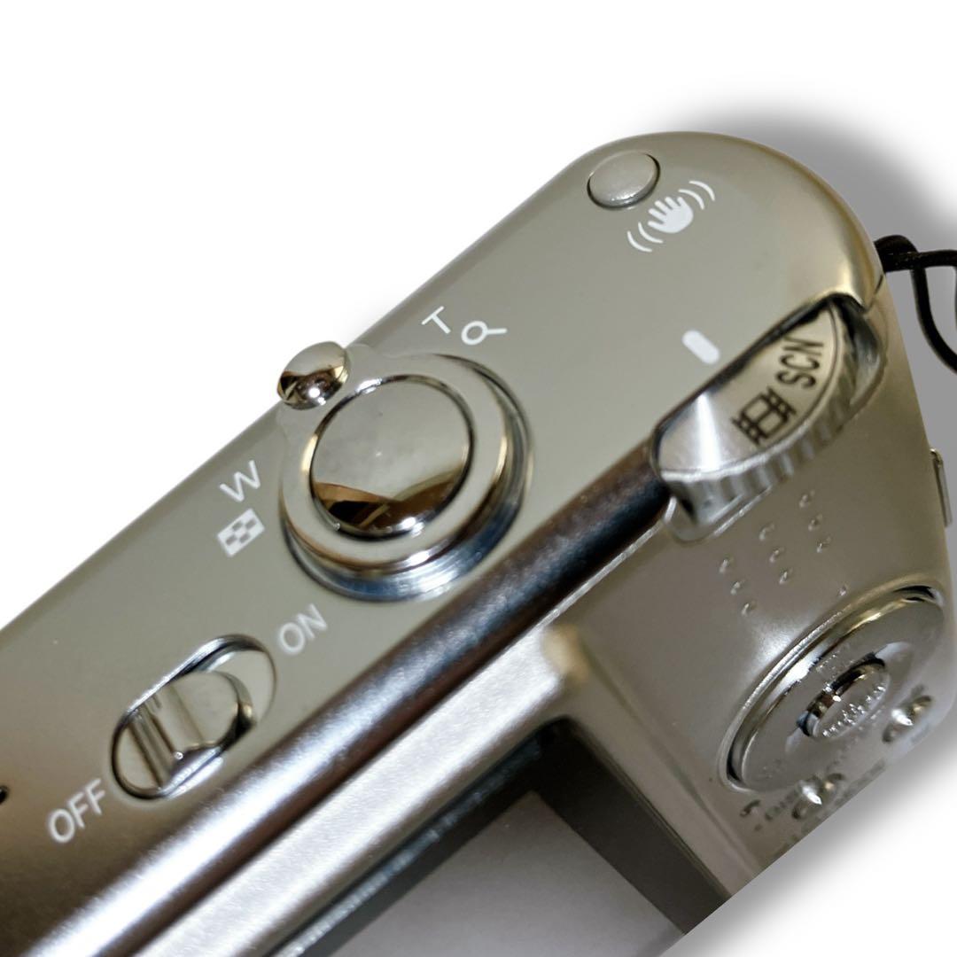 LUMIX DMC-FX07 パナソニック コンパクトデジタルカメラ シルバー