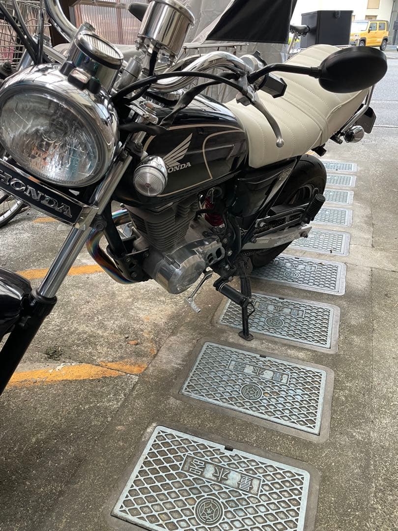 エイプ50.100 タックロールシート　鋲打ち　白