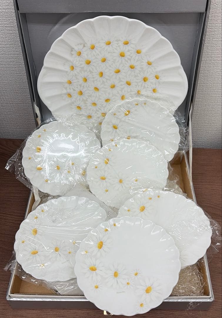 【未使用品】クリスチャンディオール　マーガレット柄　パーティセット　ヴィンテージ