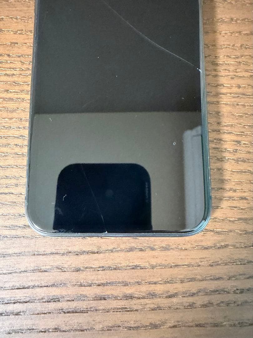 ジャンク品iPhone11 128GB 画面割れ