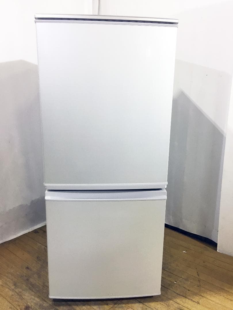 30日迄！送料無料★SHARP 137L 冷蔵庫【S-14T-S】