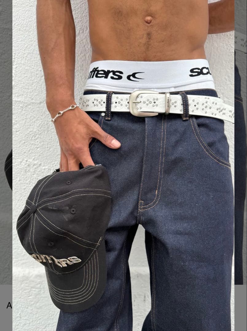 scuffers スタッズ付きホワイトベルト