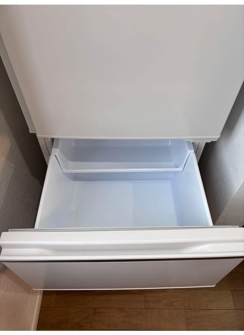 23日まで　272L三菱2022年製ホワイト3ドア冷蔵庫　MR-CX27H-W