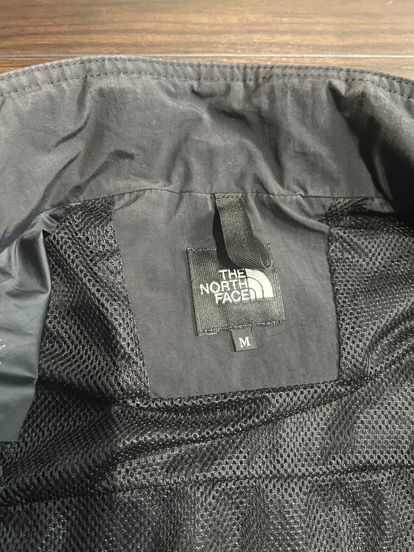 ノースフェイスハイドレナウィンドジャケットタグ付き早いもの勝ち！