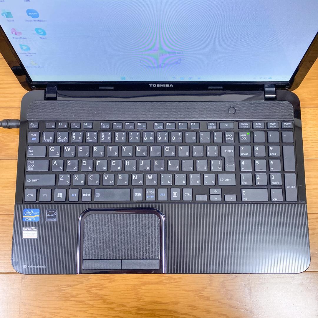 オフィス2021✨高性能4コアi7 快適SSD メモリ8 東芝ノートパソコン黒